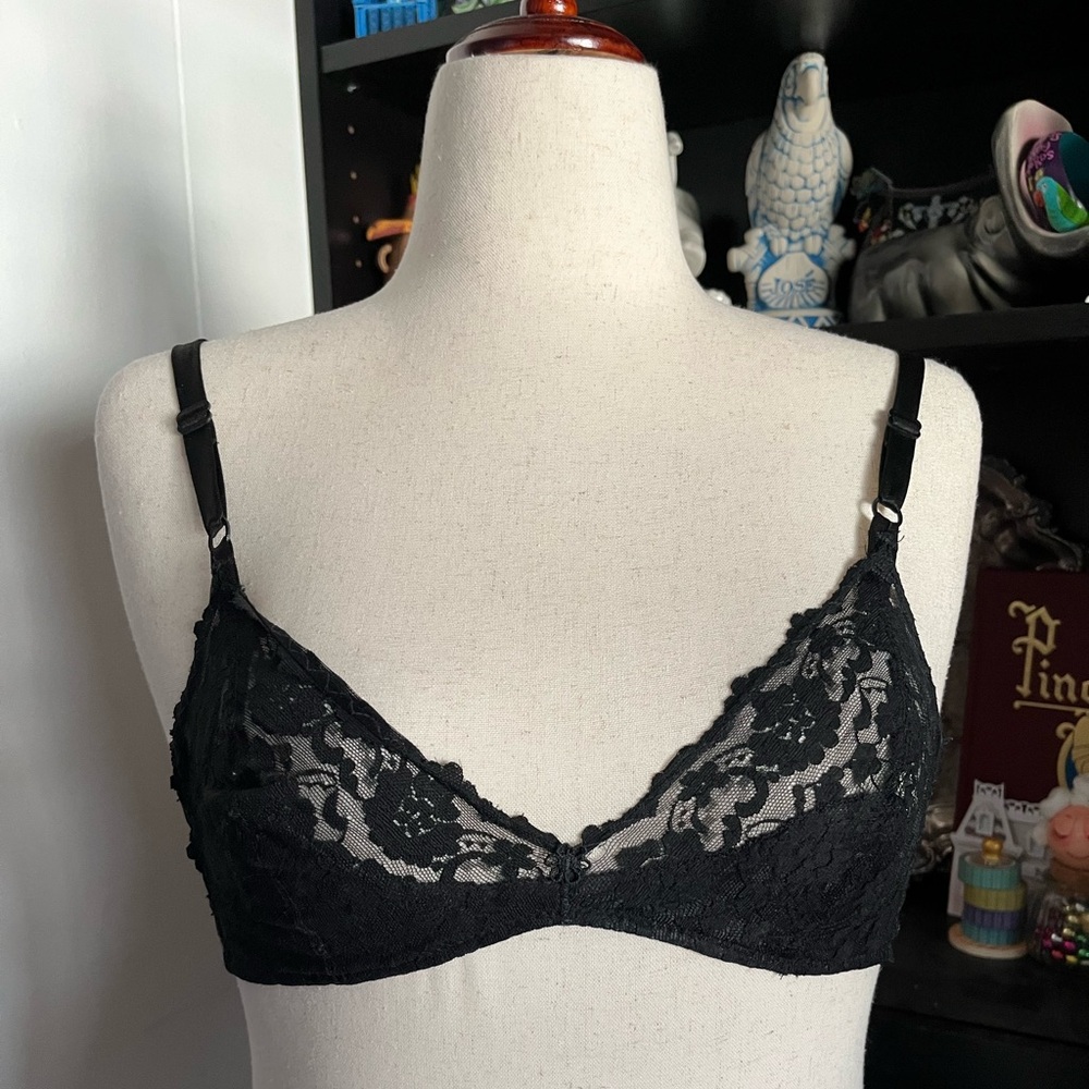 Vintage Montgomery wards black lace 34c bralette
